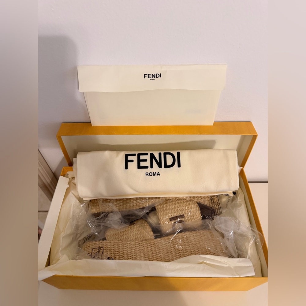 NWB FENDI Raffia FF Sunshine Platform Slide Sandals - Picture 14 of 14